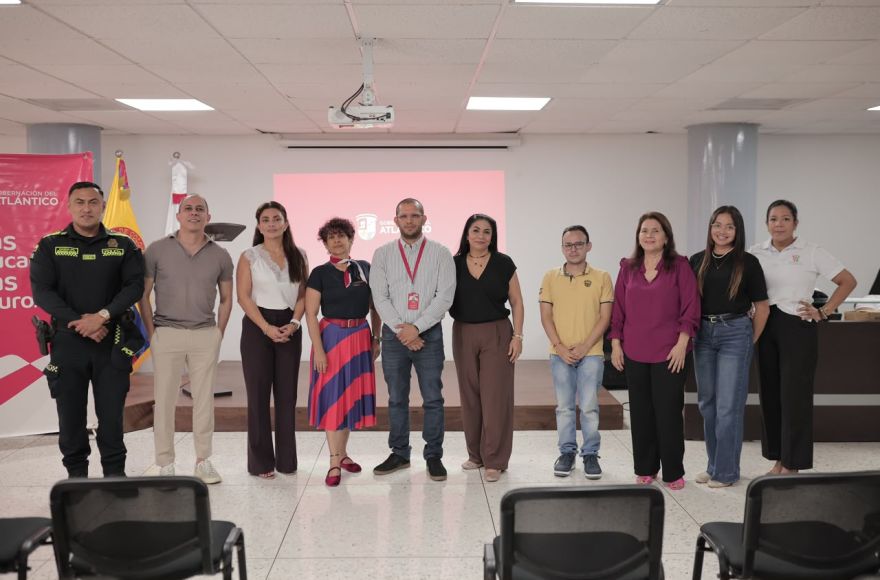 Gobernación del Atlántico fortalece acciones para proteger a estudiantes ante nuevos riesgos de convivencia escolar