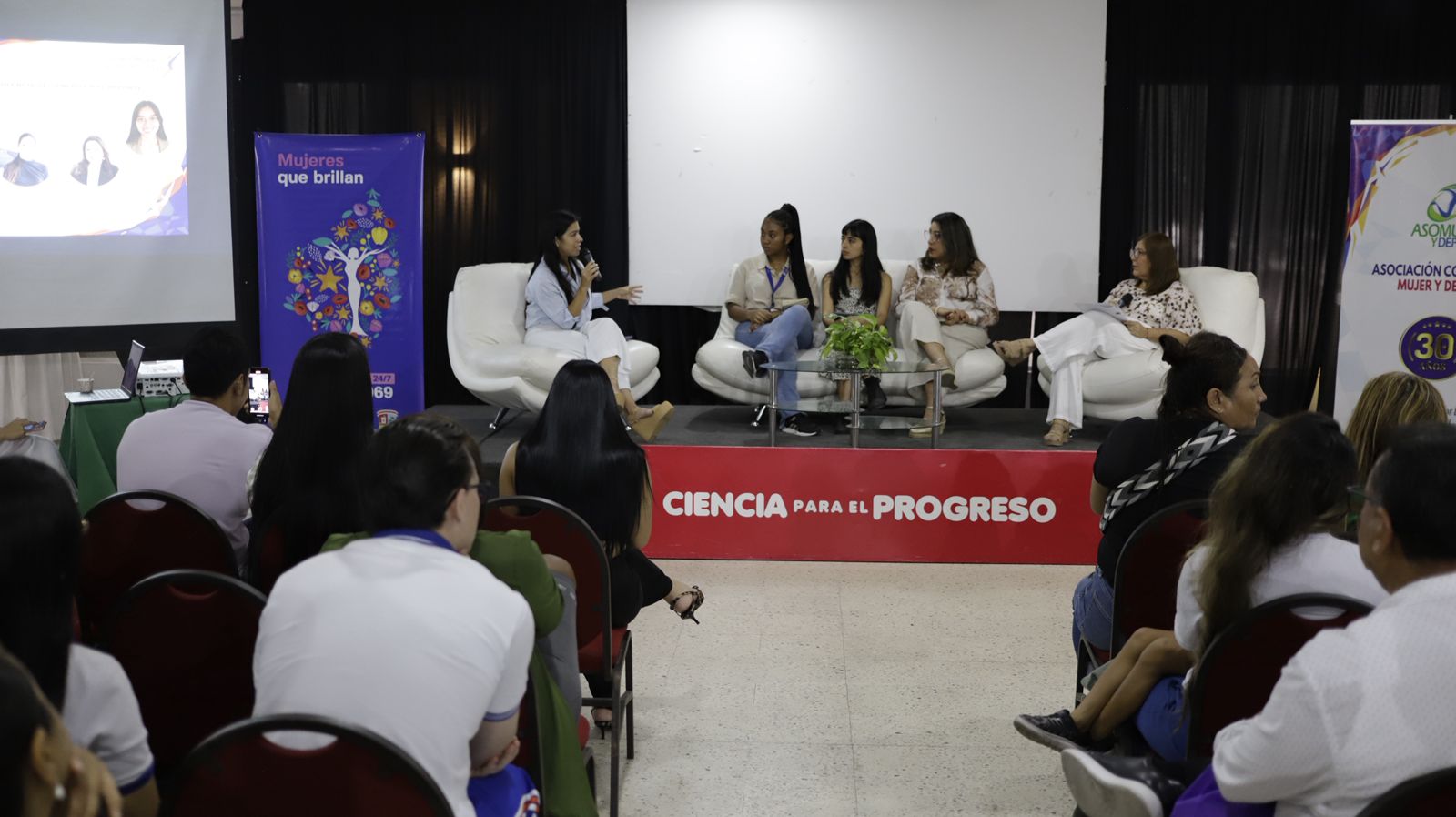 XII Foro Mujer y Deporte 2025, por un deporte seguro y sin violencia para las mujeres del Atlántico