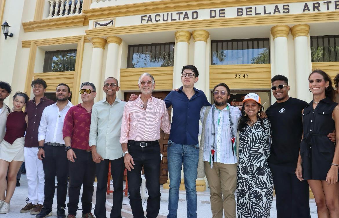 Gobernador del Atlántico y ministro de Educación exaltan calidad del renovado teatro de Bellas Artes Gobernador del Atlántico y ministro de Educación exaltan calidad del renovado teatro de Bellas Artes
