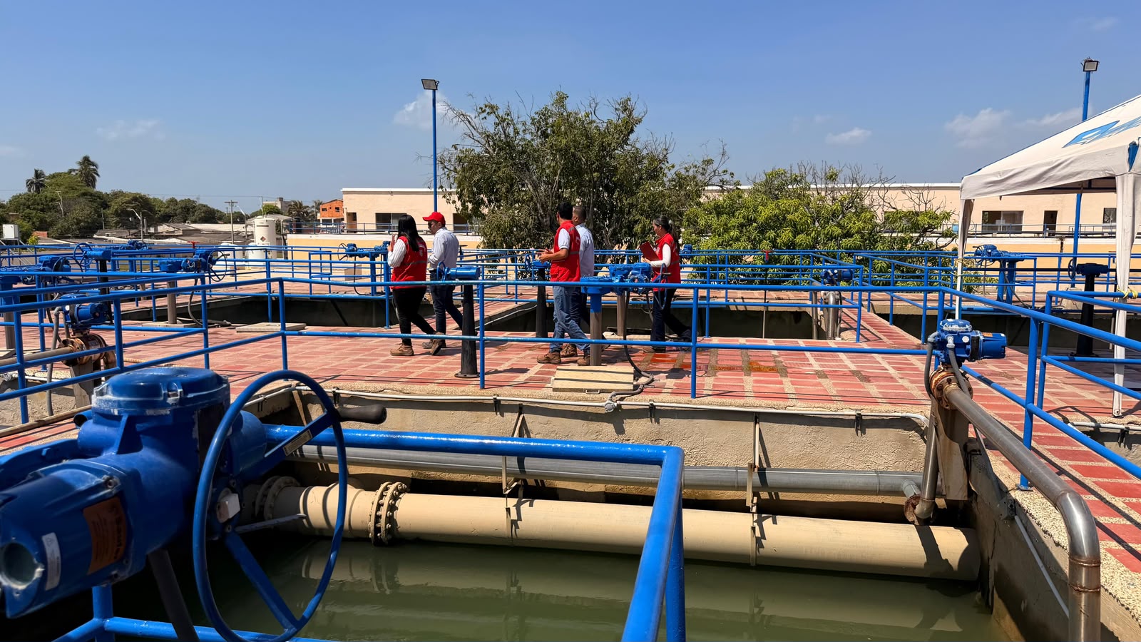 Gobernación del Atlántico fortalece la inspección de la potabilidad del agua en los acueductos que surten a los 22 municipios Gobernación del Atlántico fortalece la inspección de la potabilidad del agua en los acueductos que surten a los 22 municipios