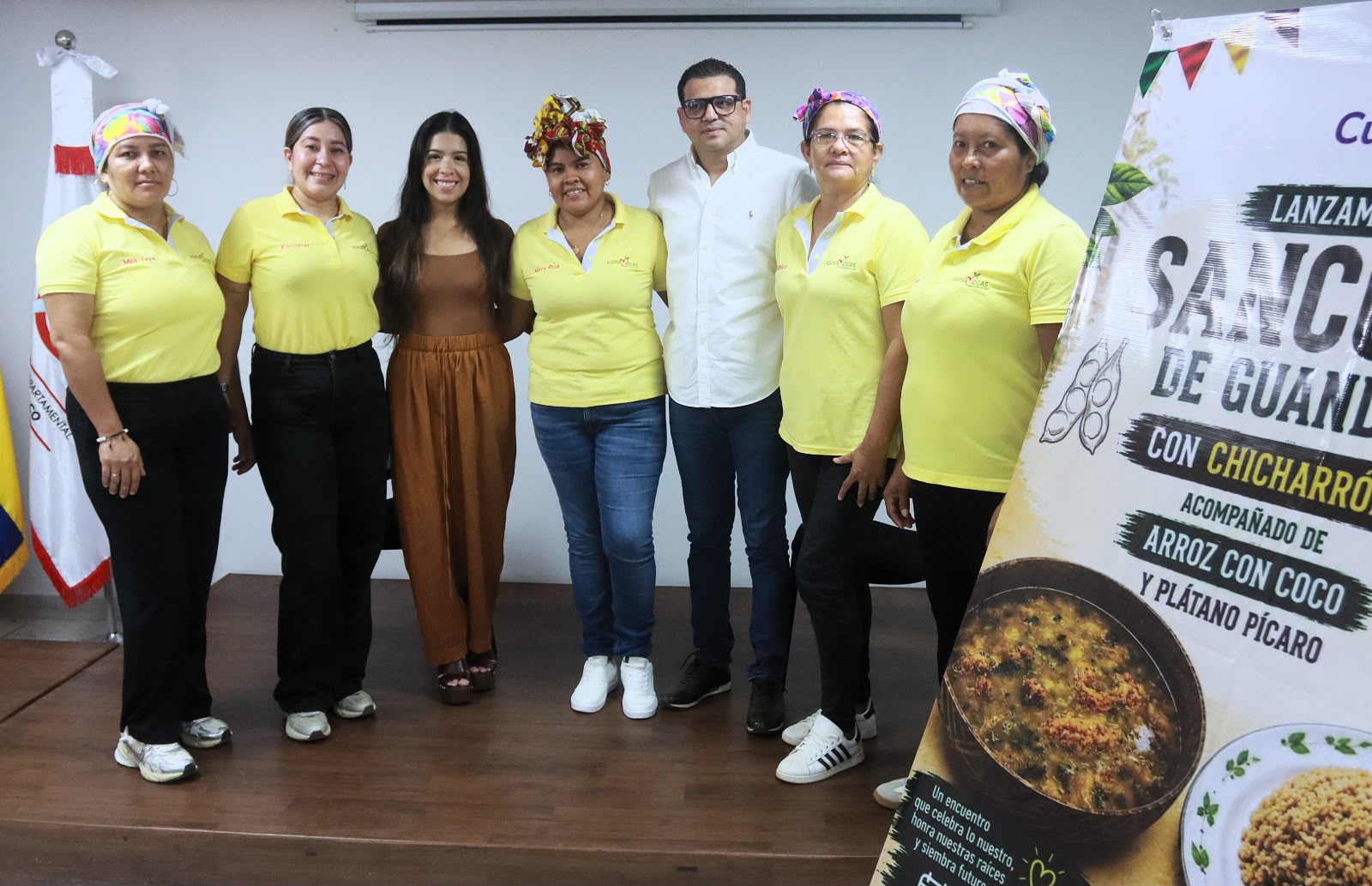 Las matronas de Sibarco cocinan tradición en el Primer Festival del Sancocho de Guandú Seco con Chicharrón Las matronas de Sibarco cocinan tradición en el Primer Festival del Sancocho de Guandú Seco con Chicharrón