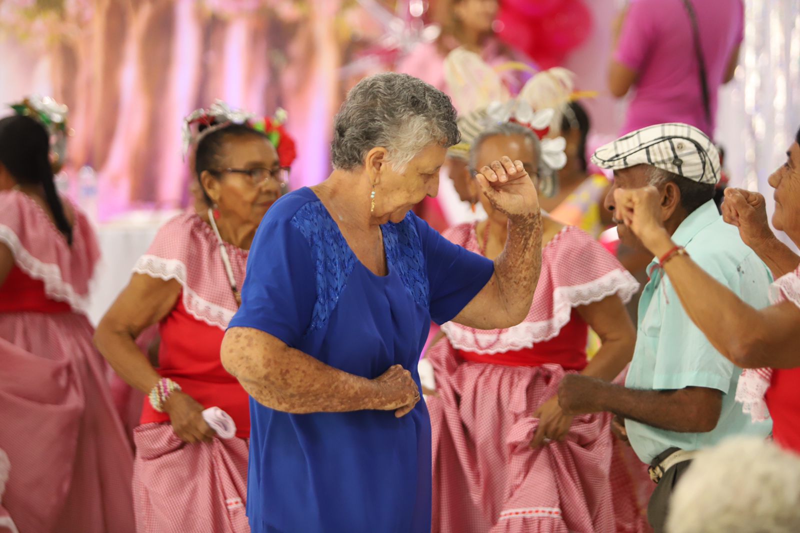 El programa 'Nuevo Comienzo', una estrategia nacional dirigida a las personas mayores, tendrá en el Atlántico su primer zonal departamental en el municipio de Polonuevo este 11 de agosto. Atlantico Adultos mayores del Atlantico