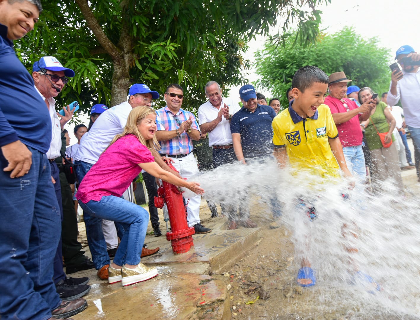 en funcionamiento la nueva línea de conducción en Polonuevo, con la que se mejora la prestación del servicio de acueducto en la cabecera municipal y el corregimiento de Pitalito. Atlantico Polonuevo cuentan con agua potable