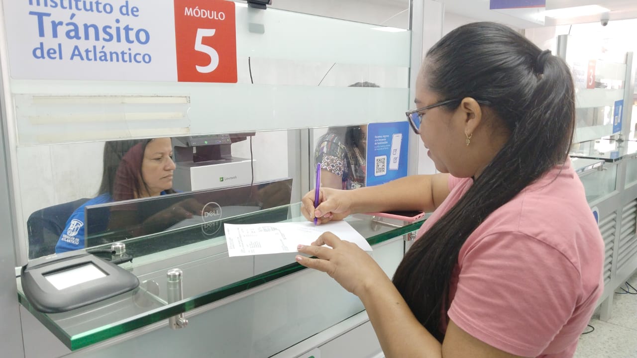 la entidad hace un llamado a los usuarios a realizar el pago de sus obligaciones y evitar que se apliquen cobros coactivos Atlantico Transito del Atlantico ponerse al dia y evitar embargos