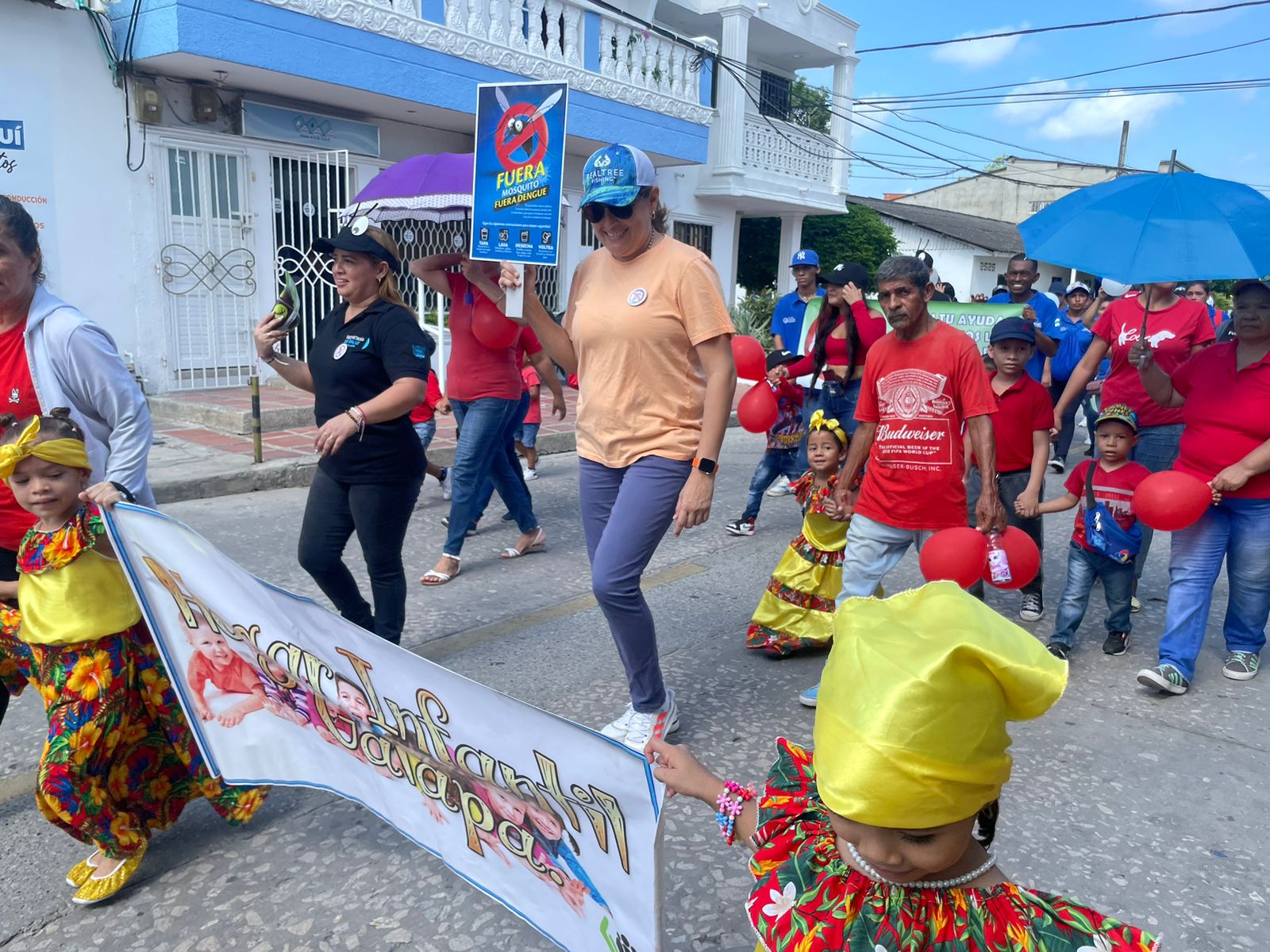 estrategia ‘Mi Manzana Libre de Dengue’ en los municipios, con el objetivo de que la comunidad identifique los posibles criaderos del mosquito Aedes Aegypti Atlantico campana para combatir dengue