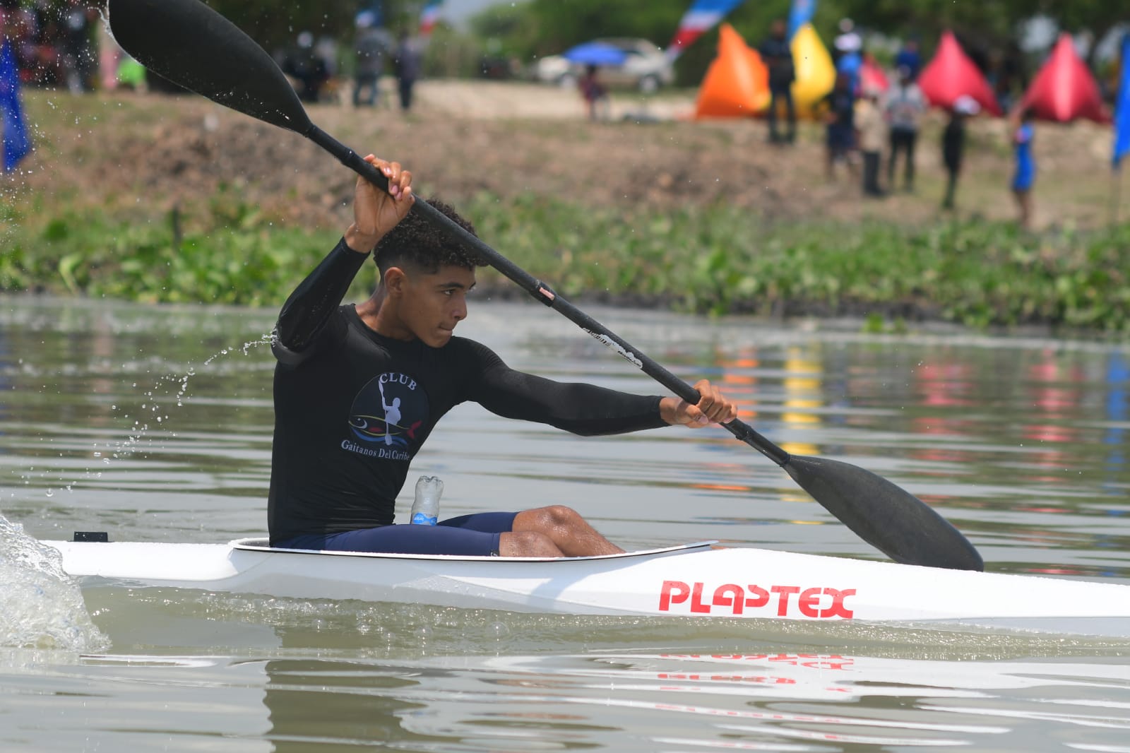 Atlantico canotaje se tomo el embalse del Guajaro en los 118 anos de Repelon
