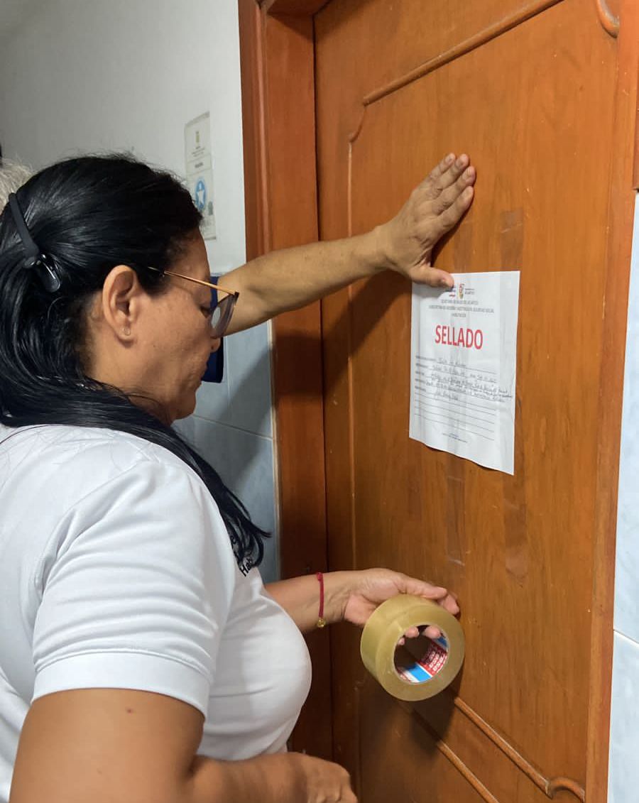 cierre al servicio de Hospitalización Pediátrica de la Clínica Los Almendros de Soledad debido a que hubo un mal manejo en el caso que tuvo un desenlace fatal en la menor Atlantico medida preventiva de cierre hospitalizacion pediatrica a la Clinica Los Almendros