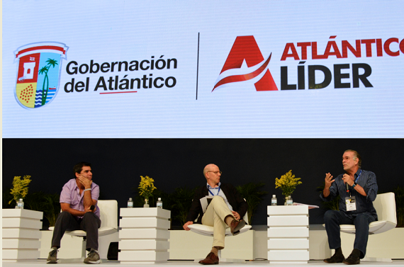 El alcalde de Barranquilla, Alejandro Char_ el director de Semana, Alejandro Santos, y el gobernador del Atlántico, Eduardo Verano De la Rosa.