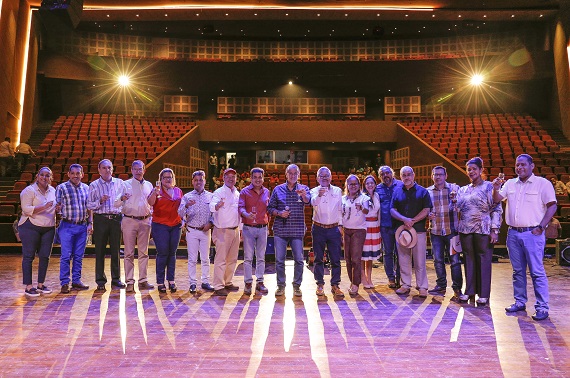 Gobernador Verano le entrega a la Uniatlántico un teatro ‘a otro nivel’