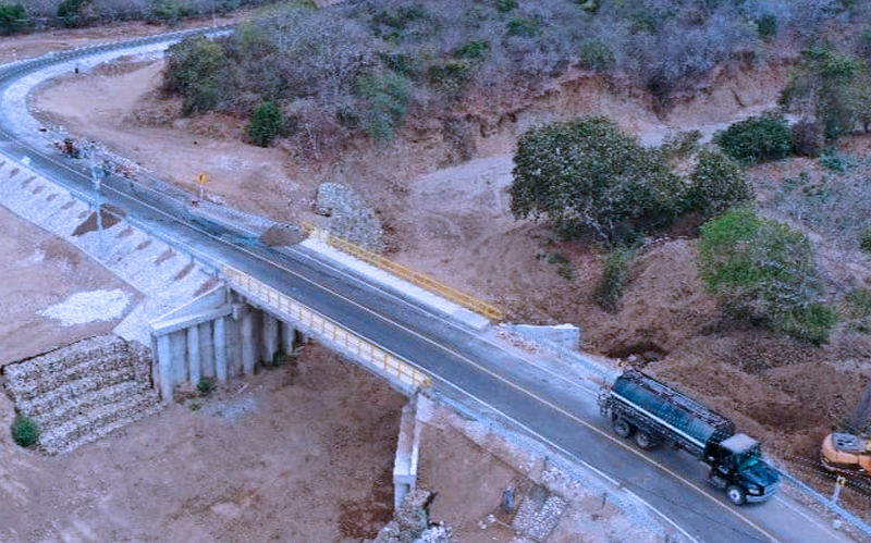 Avanzan a toda marcha las obras de mejoramiento de la red vial del Atlántico
