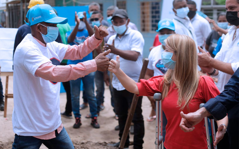 Gobernadora del Atlántico dio inicio a la construcción de redes de acueducto en Malambo y Soledad