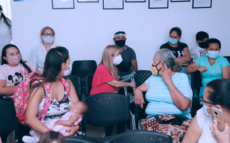 Gobernadora entregó 4 puestos de salud renovados que benefician a 40 mil habitantes en Sabanalarga