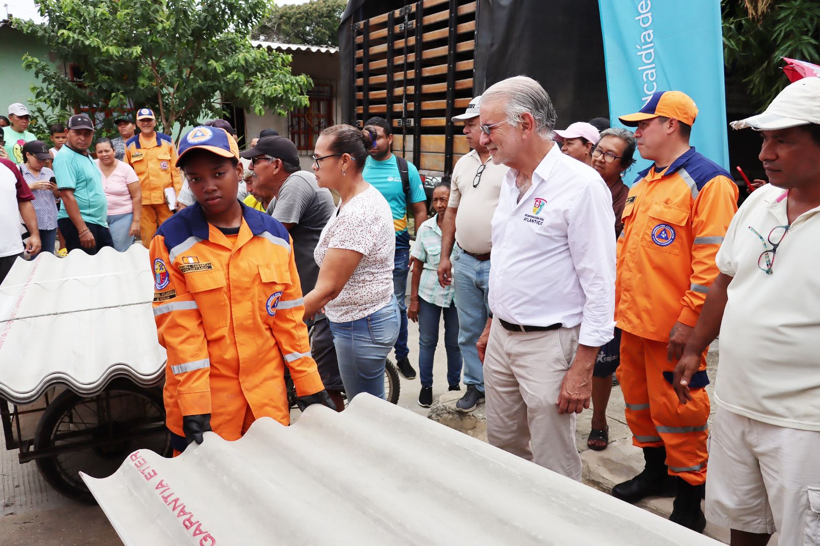 Equipo de la Defensa Civil del Atlántico acompaña el proceso de evaluación, daños y necesidades que realiza la Alcaldía.