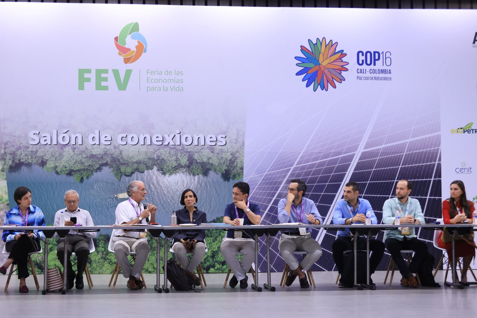 Sostenibilidad y bioeconomía deben ir sincronizadas, planteó gobernador Verano en apertura de la FEV